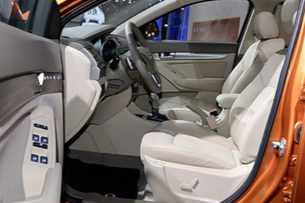 Кроссовер внедорожник X65